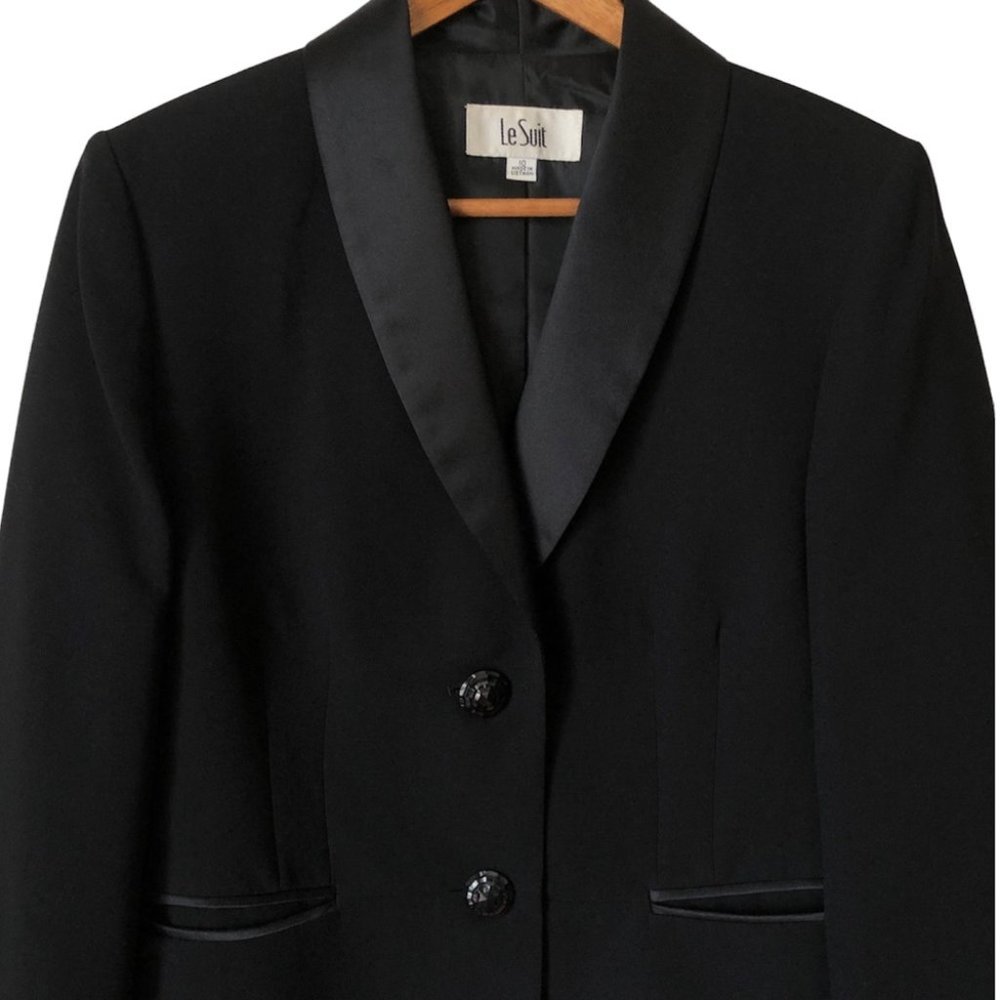 Le Suit Black Tuxedo Blazer and Pants Set - Picture 3 of 15